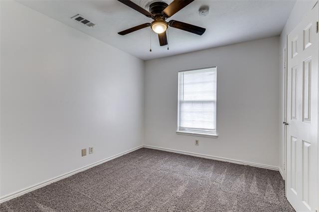 Building Photo - 517 Rosewood Ln