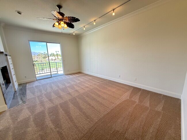 Building Photo - To schedule a viewing, call Wally Fellman at 702-493-9787