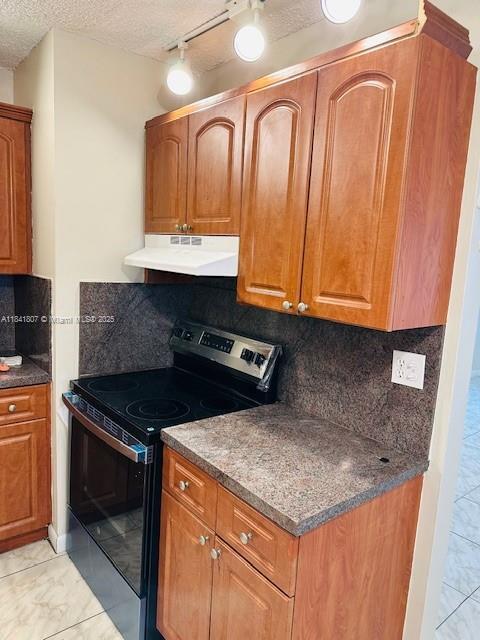 Building Photo - 851 SW 9th St