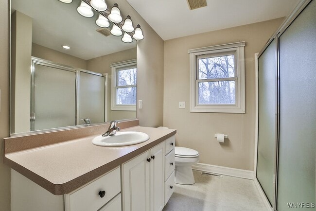 Building Photo - 480 Whitehaven Rd