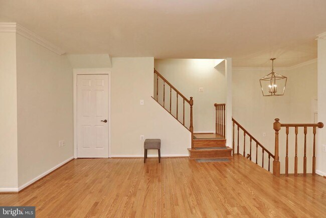 Building Photo - 5440 Barrister Pl