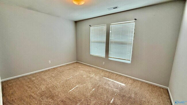 Building Photo - 144 Sagebrook Dr