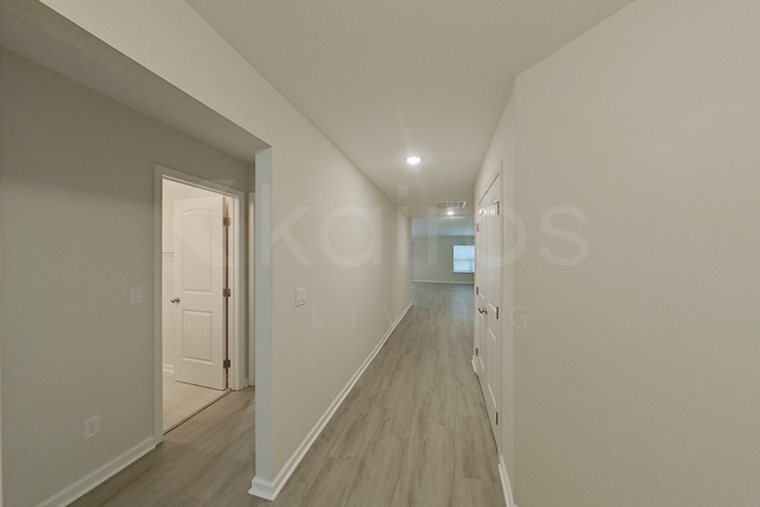 Building Photo - 19 Carrollton Dr