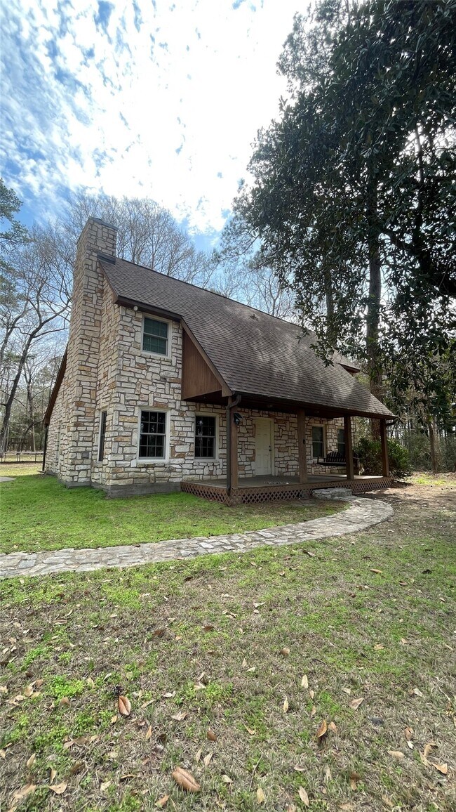 Building Photo - 2018 FM 1486