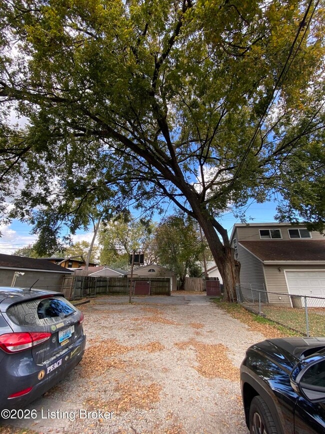 Building Photo - 551 Eastern Pkwy