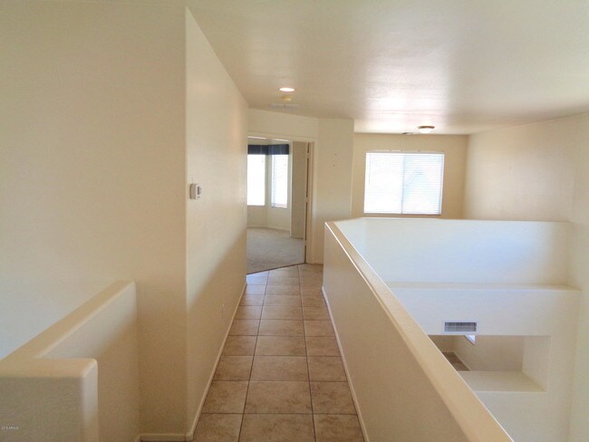 Building Photo - 4106 E Chambers St