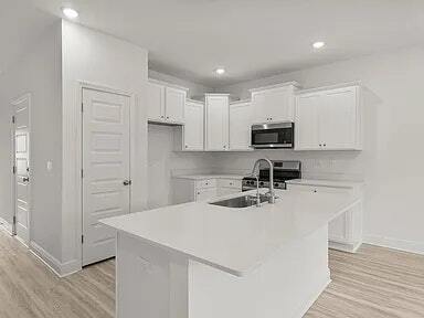 Building Photo - 56 Mamba Ln