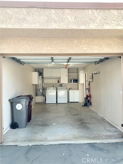 Building Photo - 48985 Wildwood Ln