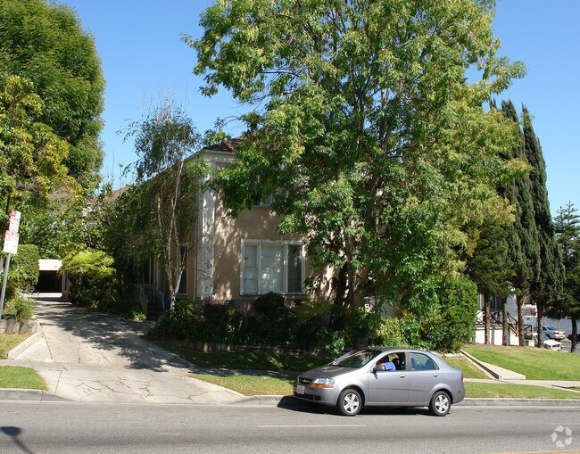 Building Photo - 506-514 Normandie Ave