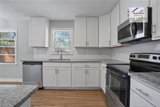 Building Photo - 2312 Enloe St