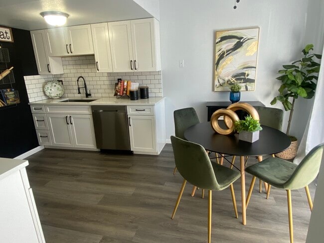 Building Photo - 4356 Hawks Lookout Ln