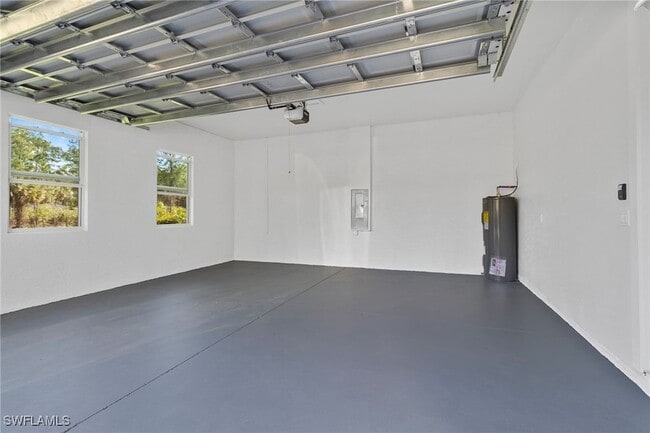 Building Photo - 1081 Desoto Blvd S