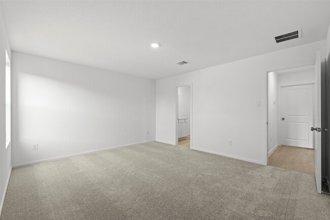 Building Photo - 29010 Grazing Plns Ln