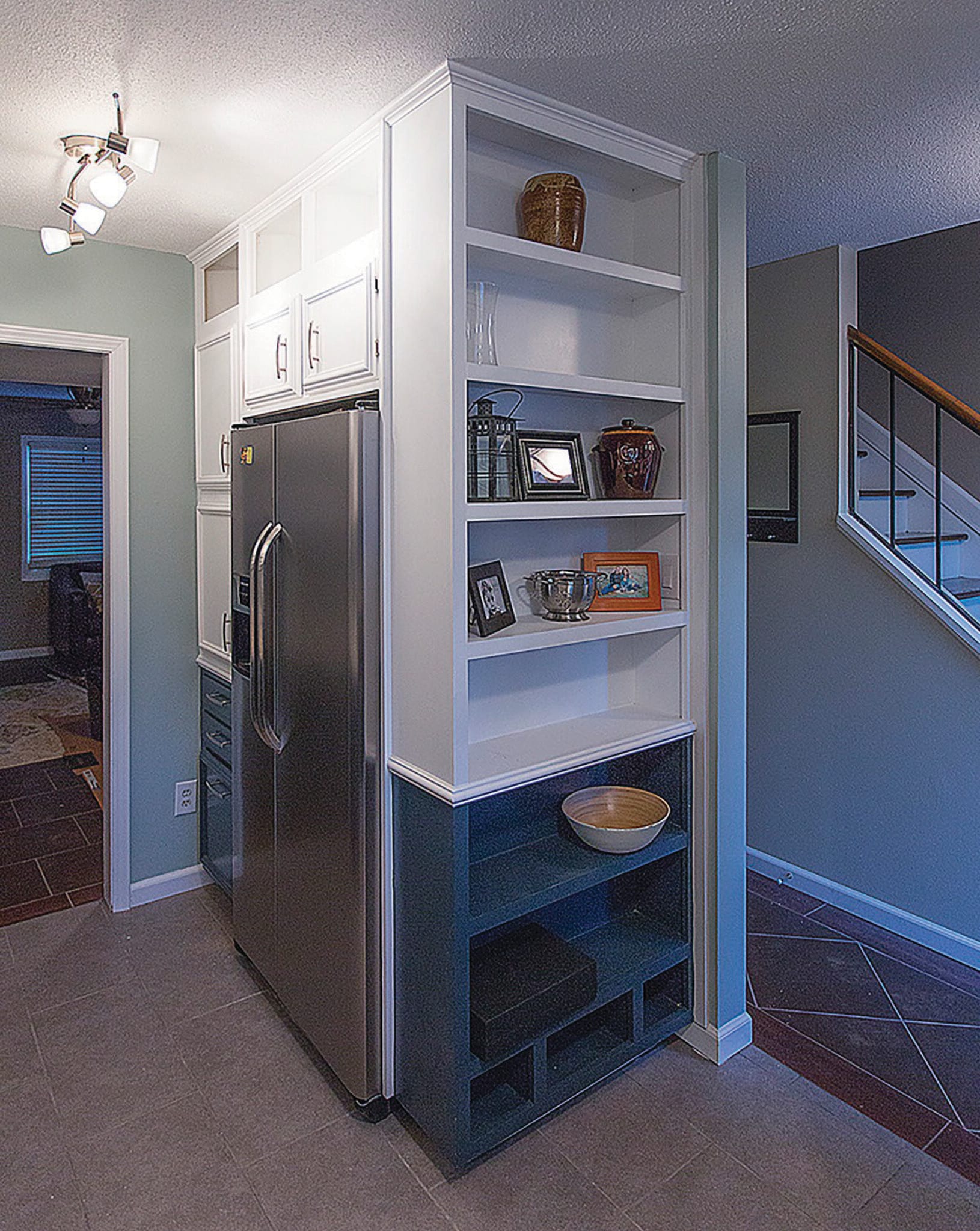 Kitchen facing hall and stairs - 3000 Golden Rd