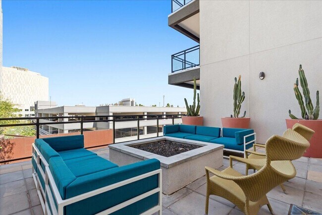 Building Photo - 3131 N Central Ave