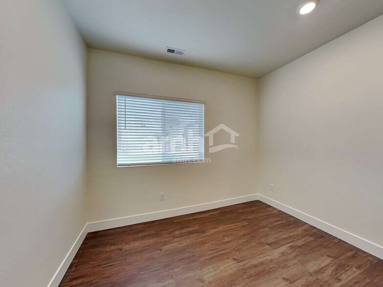 Building Photo - 3965 Patterdale Pl