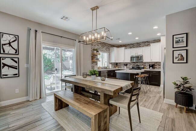Building Photo - Providence Las Vegas 3 Bed and 3 Bath Home with Gated Community, Modern Upgrades & Resort-Style A...