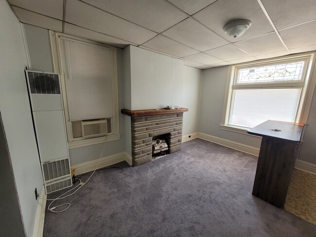 Building Photo - 341 Atwood St