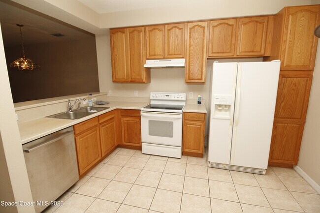 Building Photo - 912 Handsome Cab Ln