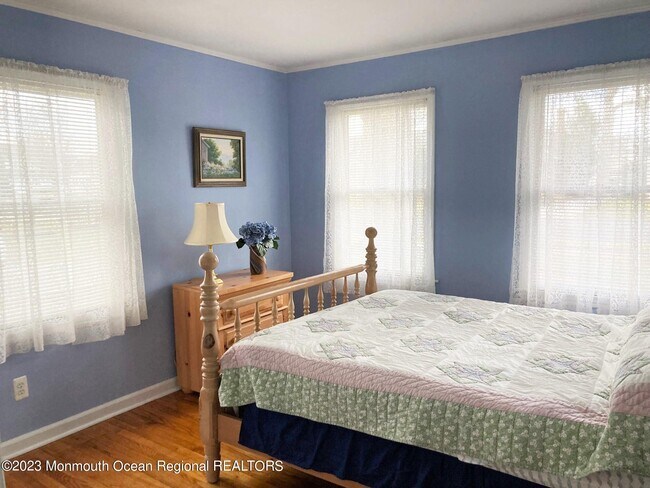 Building Photo - 710 Boston Blvd