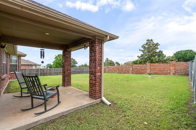 Building Photo - 404 Dartmoor Dr