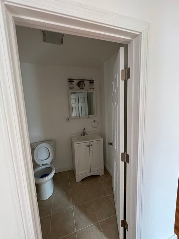 Building Photo - 40 Tennis Rd