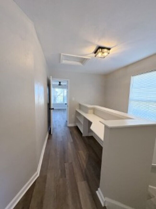 Building Photo - Washington Bourgh