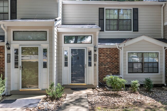 Building Photo - 7731 Falcon Rest Cir
