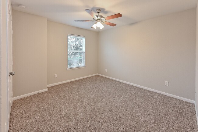 Building Photo - 9119 Newcroft Ct