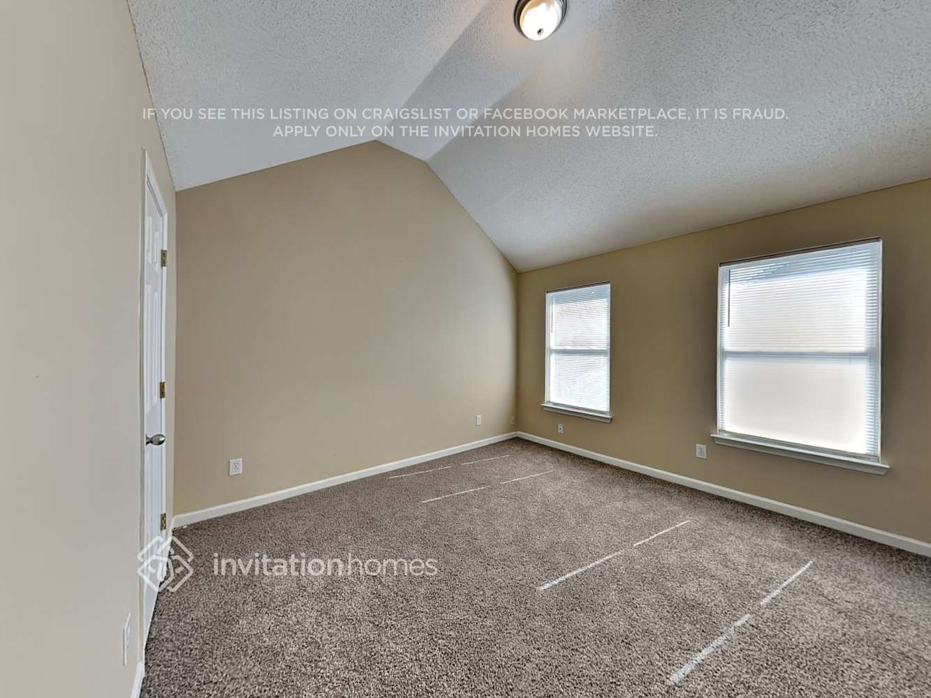 Building Photo - 2756 Live Oak Trail