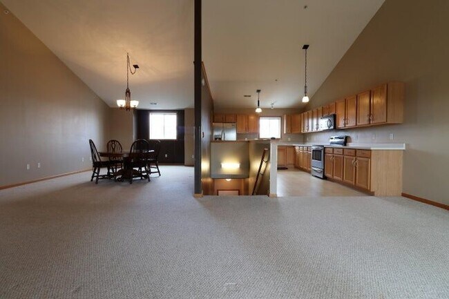 Building Photo - 7407 Granite Way