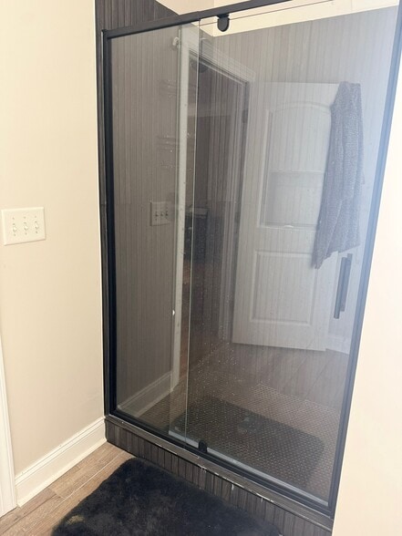 Building Photo - 1112 Rebarah Moor Dr