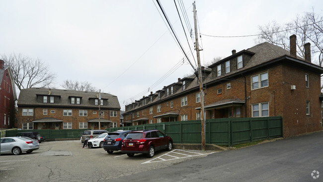 Building Photo - Walnut on Wightman