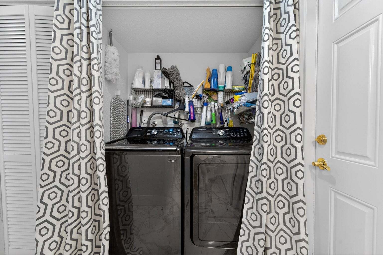 Building Photo - 3370 Turtle Cv