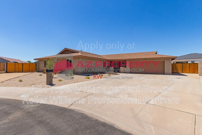 Building Photo - 7660 W Palmaire Ave