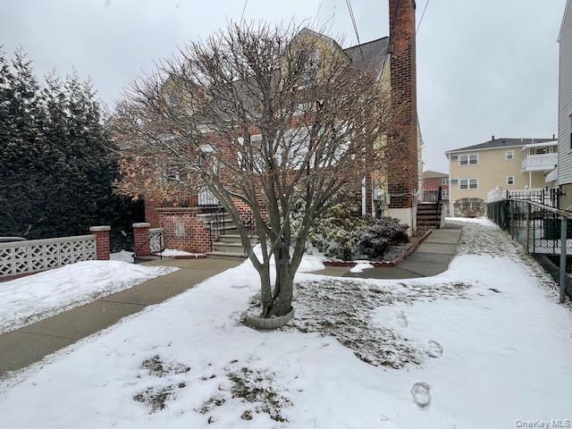 Building Photo - 47 Brewster Ave