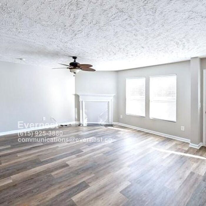 Building Photo - 432 Elderberry Way