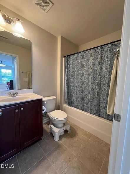 Building Photo - 267 Crestmont Ridge Dr