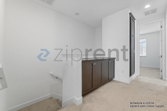 Building Photo - 34856 Awning Ter