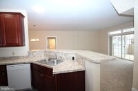 Building Photo - 1665 Kenton Rd