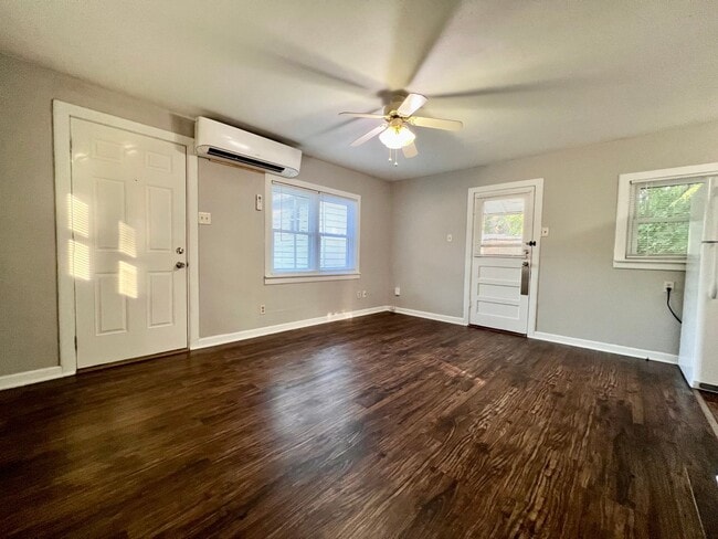 Building Photo - Home for Rent in Hot Springs!