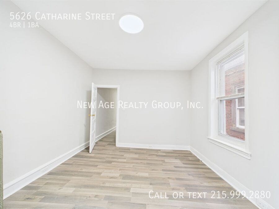 Building Photo - 5626 Catharine St