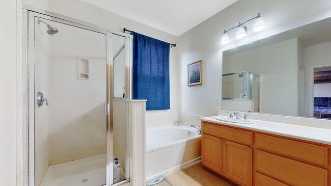 Building Photo - "Coming Soon" 3-Bedroom in Santa Clara- $4...