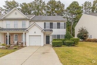 Building Photo - 3044 Kentmere Dr