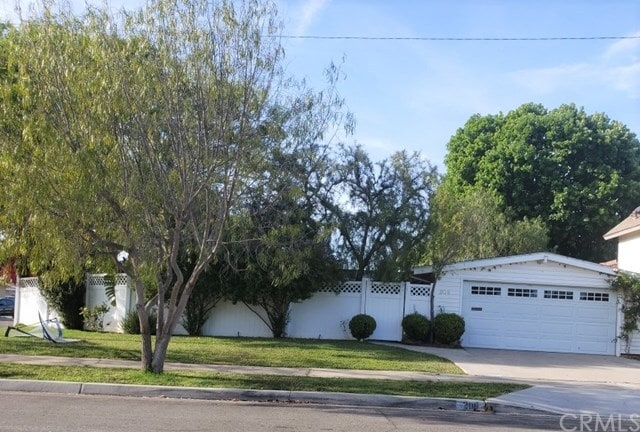 Primary Photo - 208 Dartmouth Pl