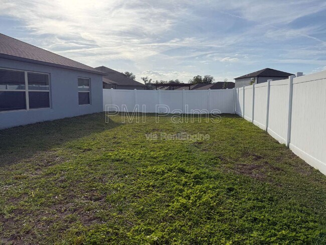 Building Photo - 10332 Alder Green Dr