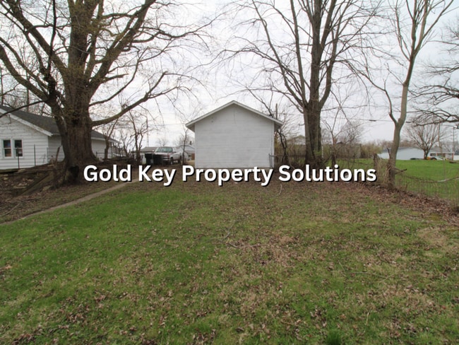 Building Photo - MUNCIE 3 BR 1 BA House with New Appliances and Garage (SECTION 8 APPROVED)