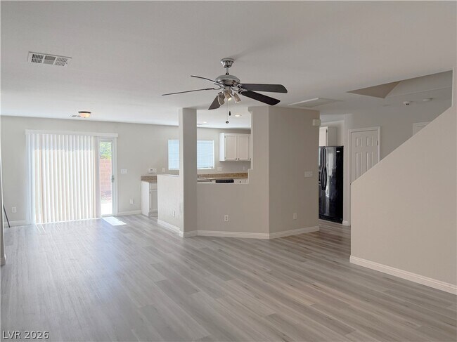 Building Photo - 6241 Prairie Brush Ct