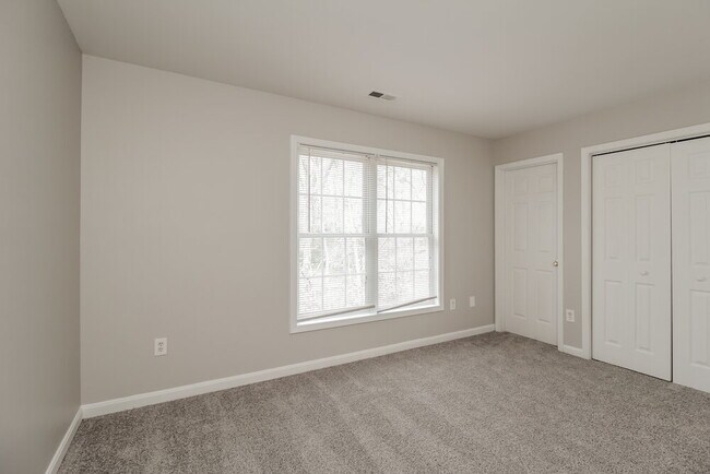 Building Photo - 6803 Campbell Burn Ct