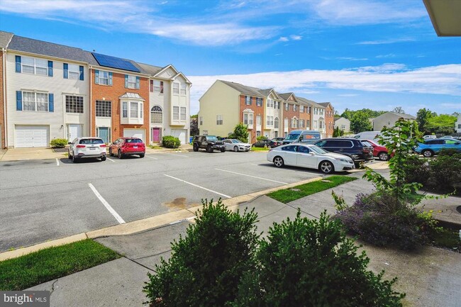 Building Photo - 217 Chesterbrook Ct